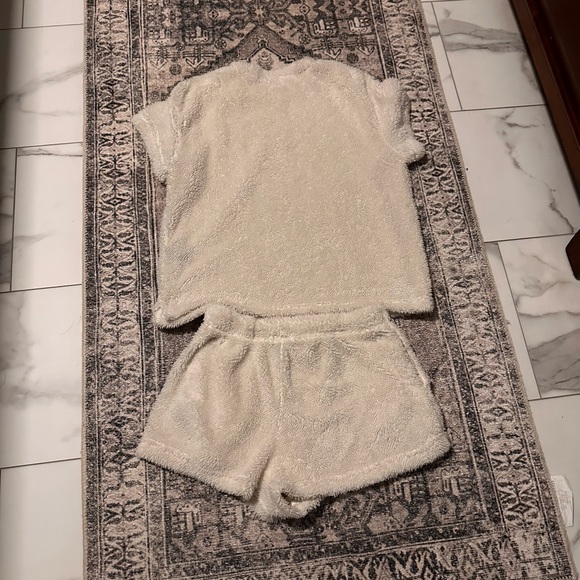 Pajamas Set - Picture 4 of 5